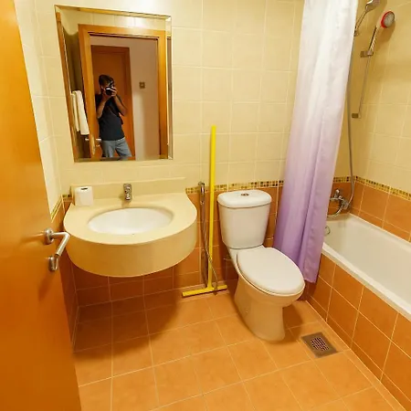 Deluxe Studio For Rent At Marina View Towers Dubai Exterior photo