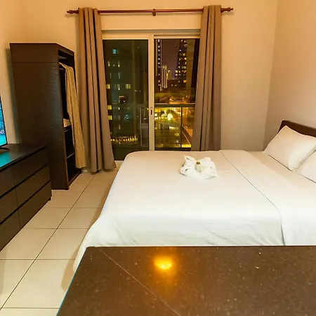 Deluxe Studio For Rent At Marina View Towers Dubai Exterior photo