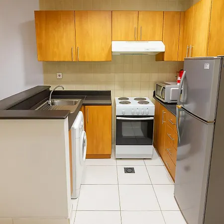 Deluxe Studio For Rent At Marina View Towers Dubai Exterior photo