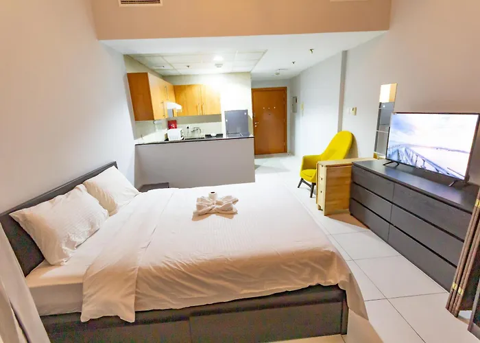 Deluxe Studio For Rent At Marina View Towers