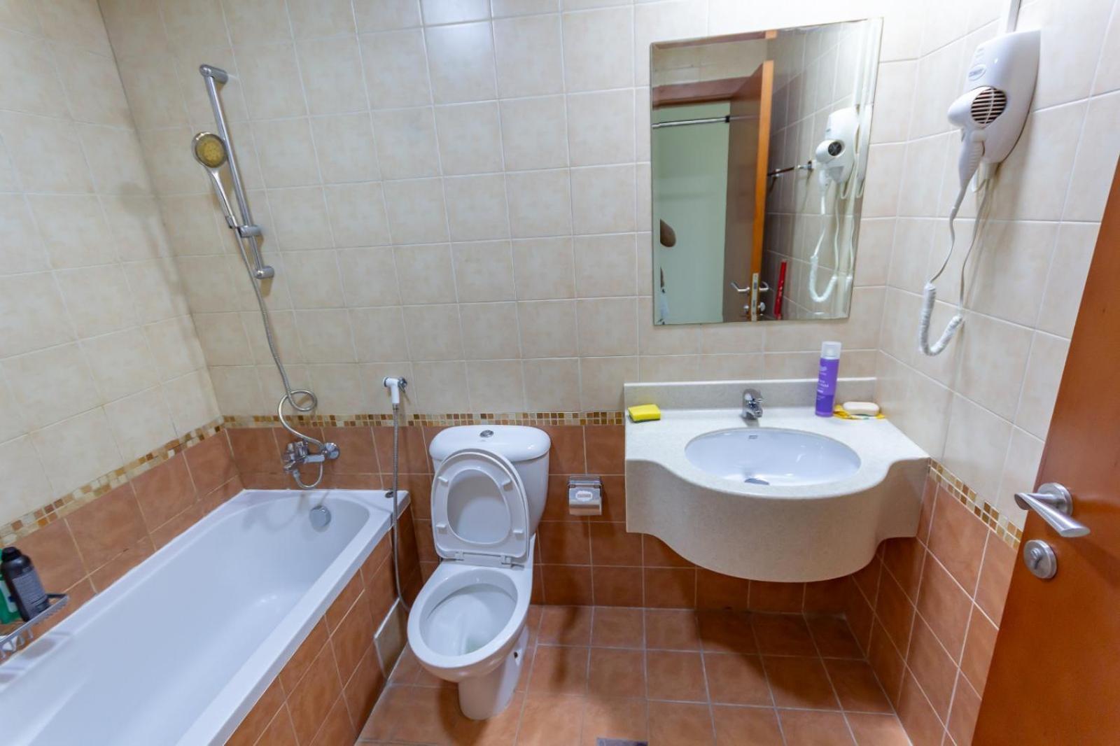 Deluxe For Rent At Marina View Towers Homestay *