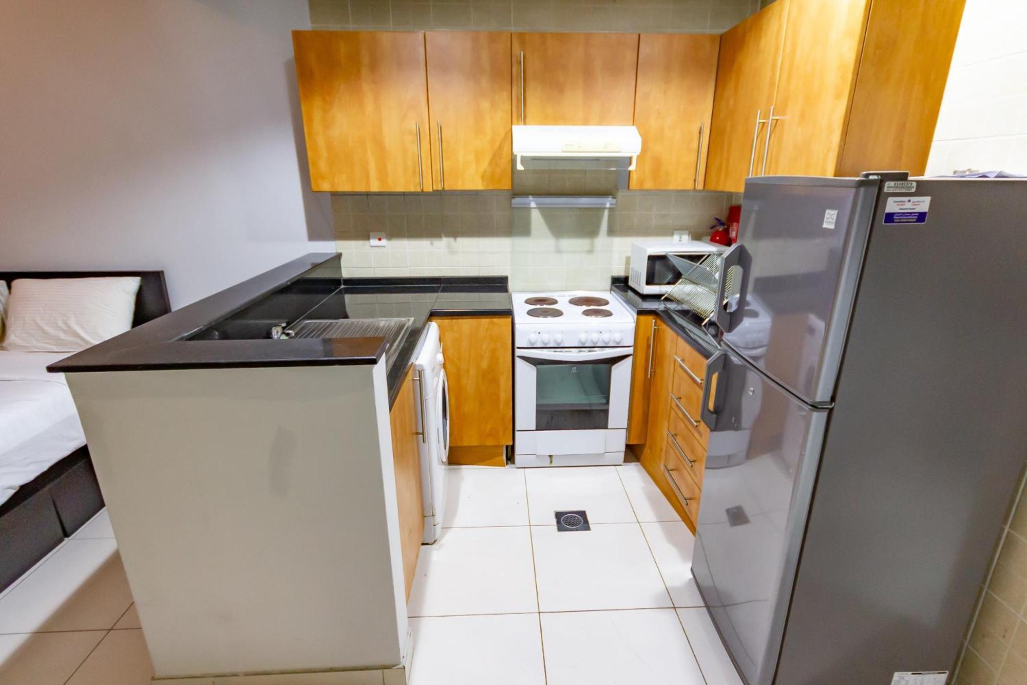 Deluxe For Rent At Marina View Towers Homestay Dubai
