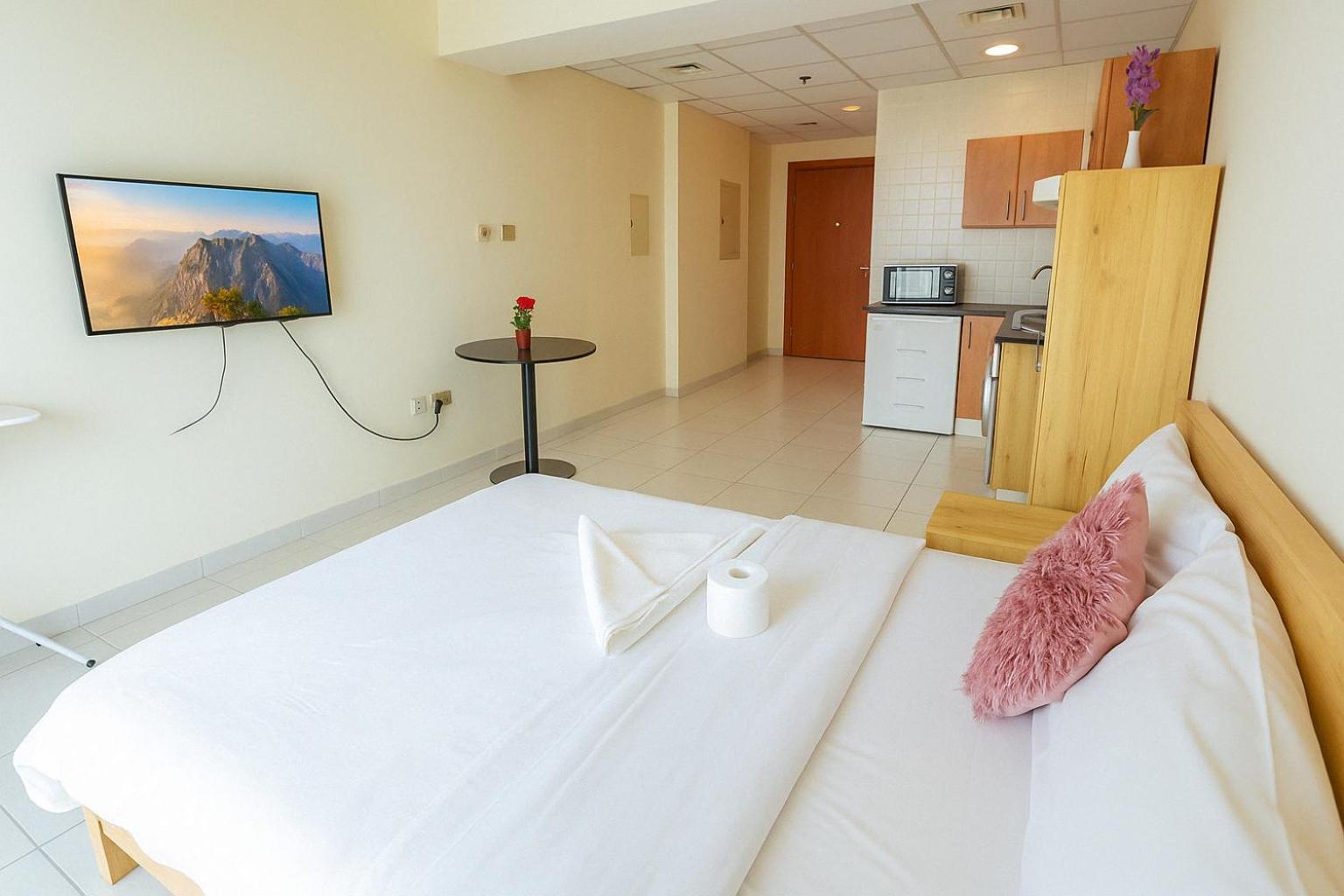Homestay Deluxe For Rent At Marina View Towers