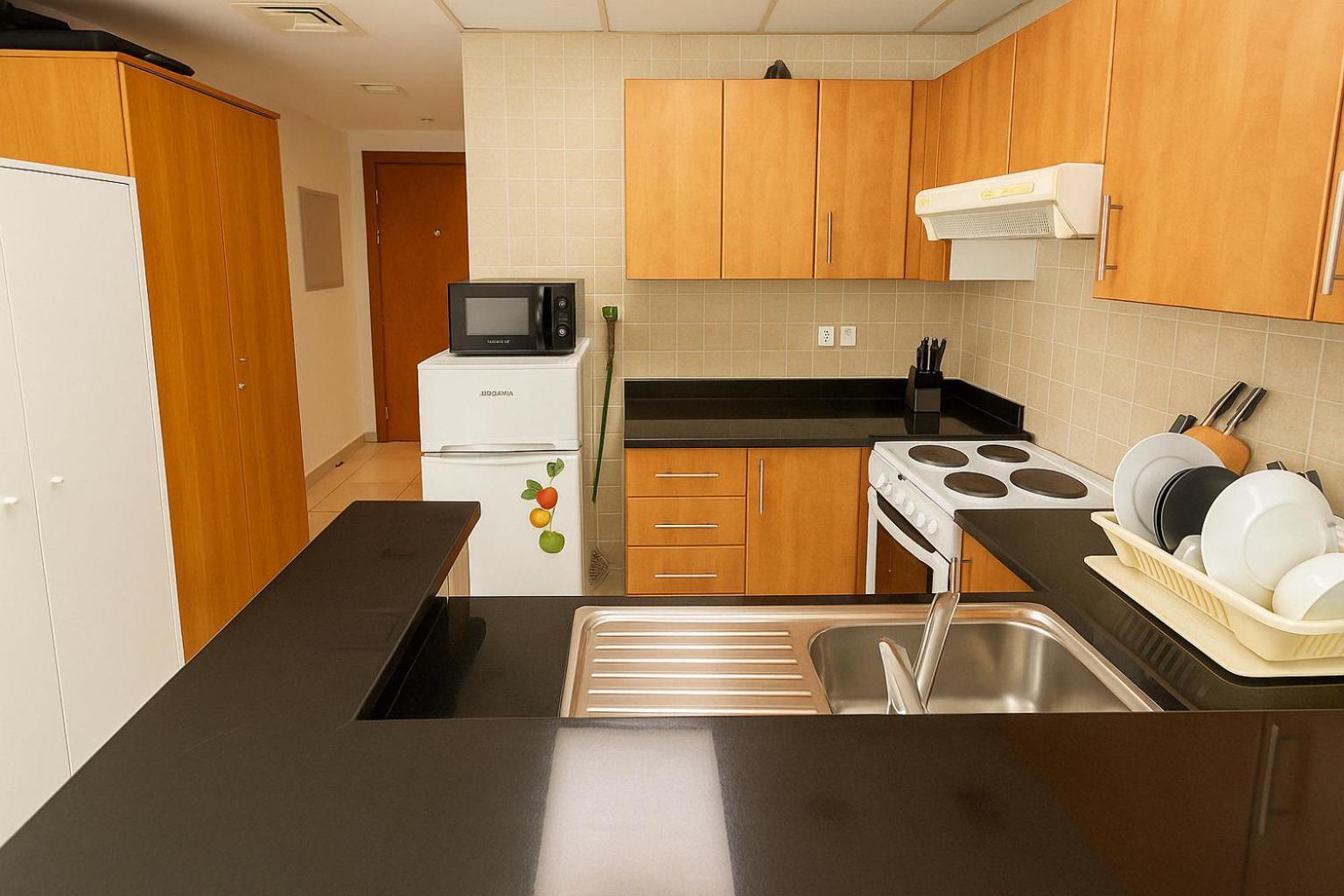 Deluxe For Rent At Marina View Towers Homestay Dubai