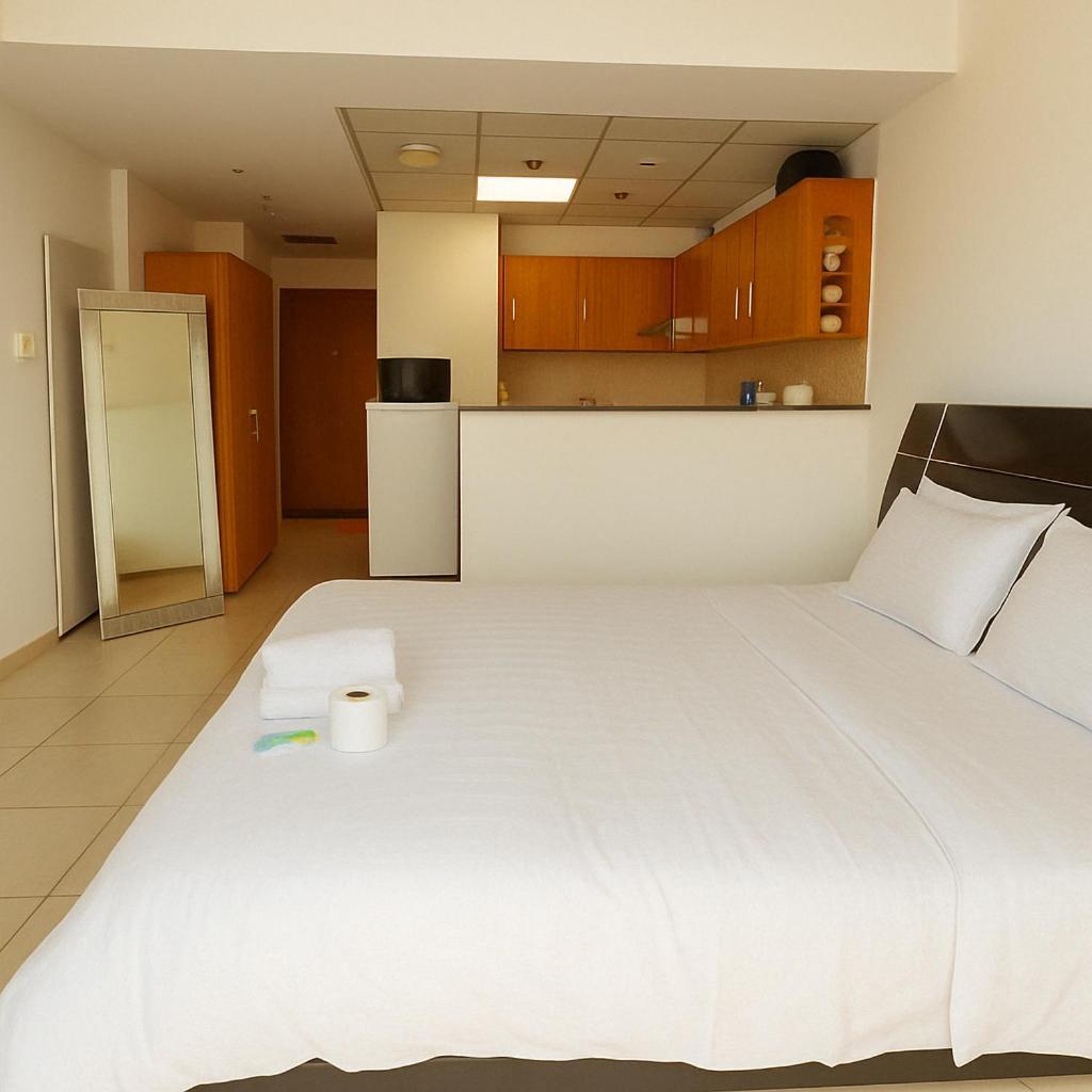 Homestay Deluxe For Rent At Marina View Towers *